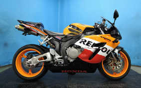 HONDA CBR1000RR 2005 SC57