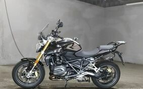 BMW R1200R 2018 0A04