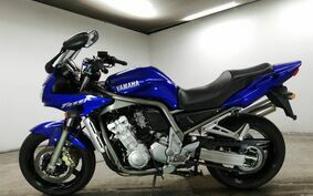 YAMAHA FZS1000 FAZER 2001 RN06