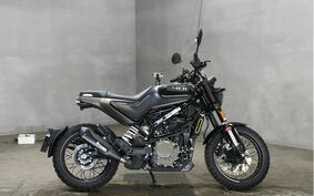 HUSQVARNA スヴァルトピレン401 2023 JUJ