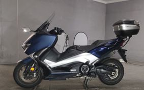 YAMAHA T-MAX 530 DX SJ15J