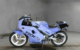 YAMAHA FZR250 2KR