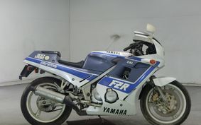 YAMAHA FZR250 2KR