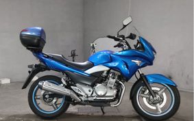 SUZUKI GSR250S GJ55D