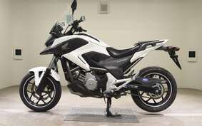 HONDA NC 700 X A 2012 RC63