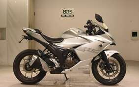 SUZUKI GIXXER 250 SF