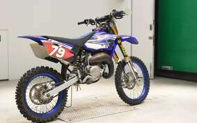 YAMAHA YZ85LW CB10C