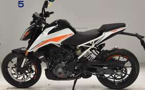 KTM 390 DUKE 2024