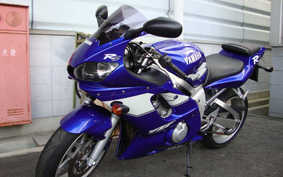 YAMAHA YZF-R6 1999 RJ03