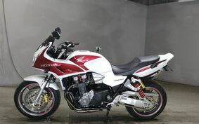 HONDA CB1300SB SUPER BOLDOR 2013 SC54