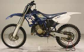 YAMAHA YZ125 4XM