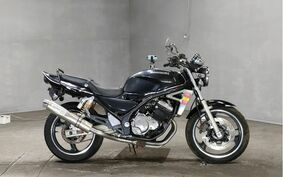 SUZUKI GSX250FX ZR250C