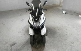 YAMAHA TRICITY 125 SE82J