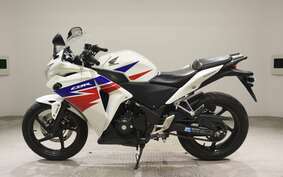 HONDA CBR250R A MC41