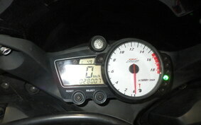 YAMAHA YZF-R6 2004 RJ05