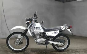 SUZUKI DJEBEL 200 (DR200SE) SH42A