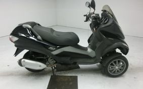 PIAGGIO MP3 250 RL M472