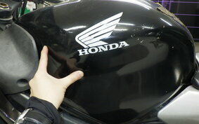 HONDA CBR600F 2001