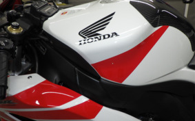 HONDA CBR1000RR 2004