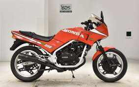 HONDA VT250FE MC08