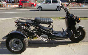 HONDA ZOOMER Trike AF58