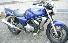 SUZUKI GSX250FX ZR250C