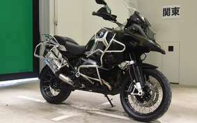 BMW R1200GS ADVENTURE 2015 0A02