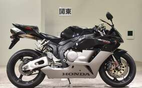 HONDA CBR1000RR 2004 SC57