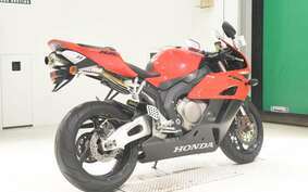 HONDA CBR1000RR 2004 SC57