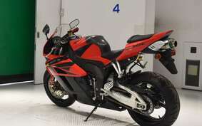 HONDA CBR1000RR 2004 SC57