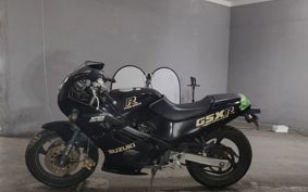 SUZUKI GSX-R250 GJ72A