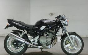 SUZUKI BANDIT 250 GJ74A