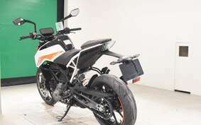 KTM 390 DUKE 2024