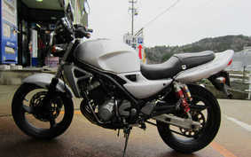 SUZUKI GSX250FX ZR250C