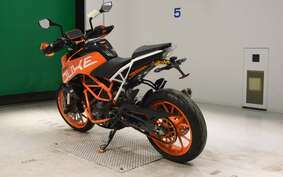 KTM 390 DUKE 2018 JPJ40