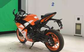 KTM 125 RC JYA40