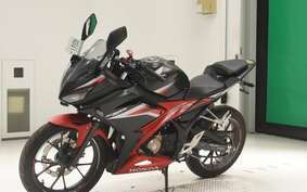 HONDA CBR150R