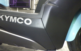 KYMCO X-タウンCT250