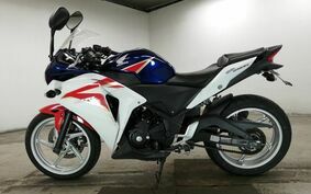 HONDA CBR250R MC41