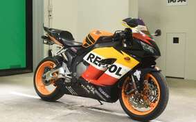 HONDA CBR1000RR 2005 SC57