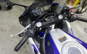 YAMAHA YZF-R25 RG10J