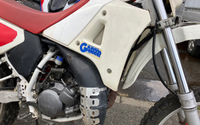 YAMAHA DT200 R 3ET