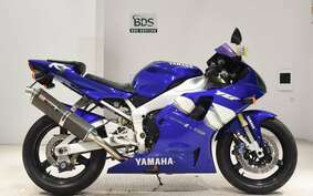 YAMAHA YZF-R1 2000 RN04