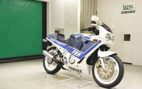 YAMAHA FZR250 2KR