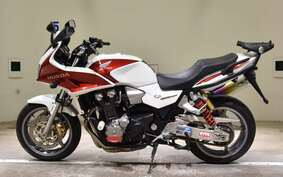 HONDA CB1300SB SUPER BOLDOR A 2012 SC54