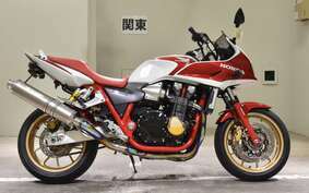 HONDA CB1300SB SUPER BOLDOR A 2006 SC54