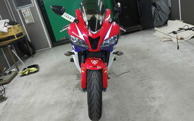 HONDA CBR600RR GEN 3 2010 PC40