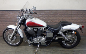 HONDA SHADOW 400 SLASHER 2000 NC40