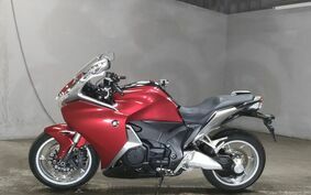 HONDA VFR1200F 2010 SC63