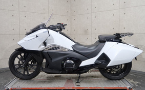 HONDA NM4 VULTUS -02 2015 RC82